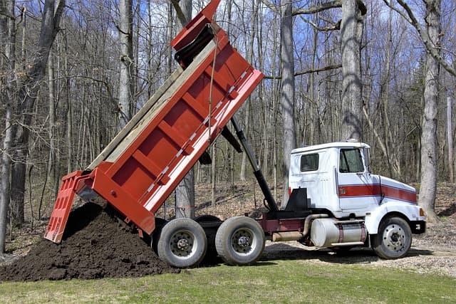 How Many Cubic Yards Are in a Dump Truck - the Ultimate Guide